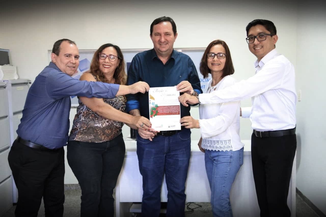 Deputado Valdir Barranco homenageia diretoria eleita do IMPRO