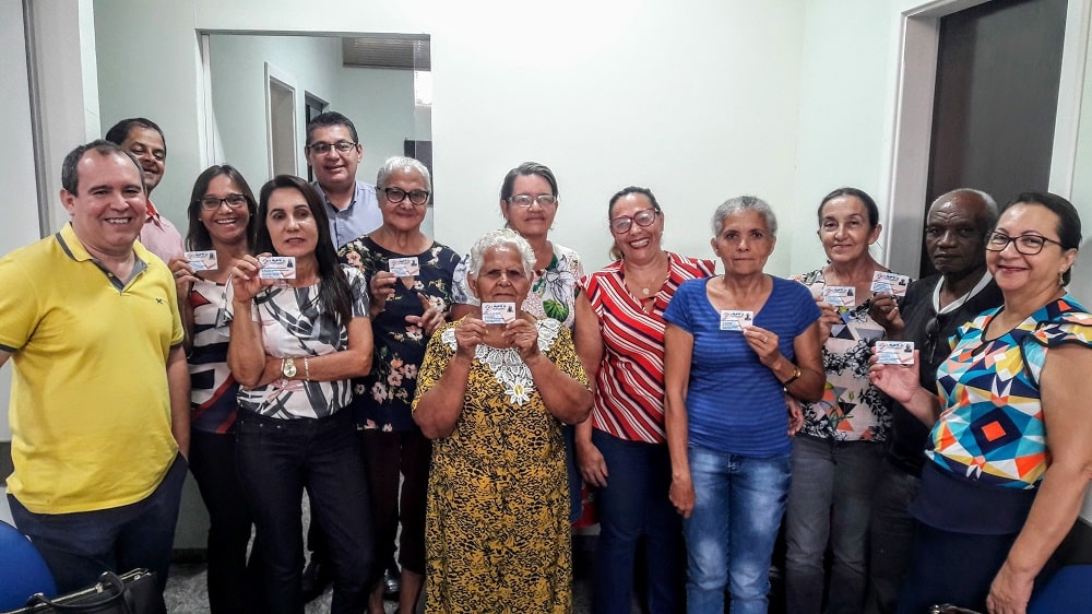 IMPRO entrega mais de 100 carteirinhas em seis meses