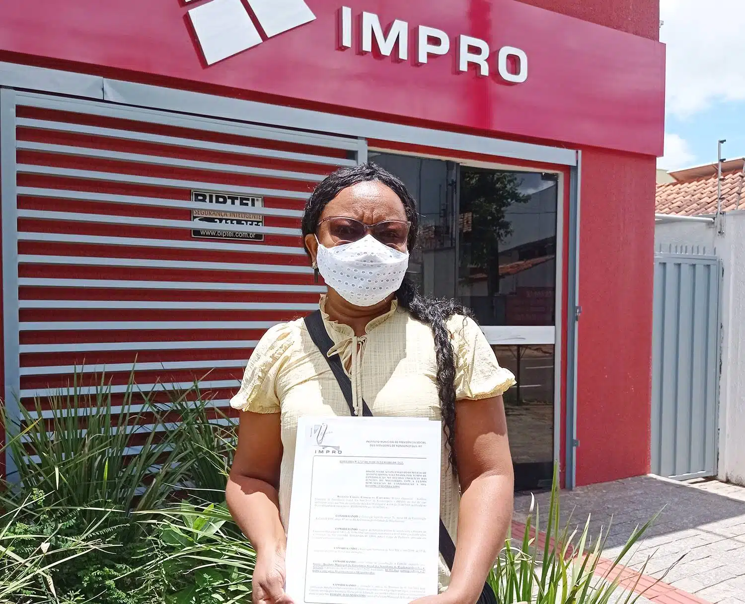 Professora que trabalhou 10.189 dias entra para a família IMPRO