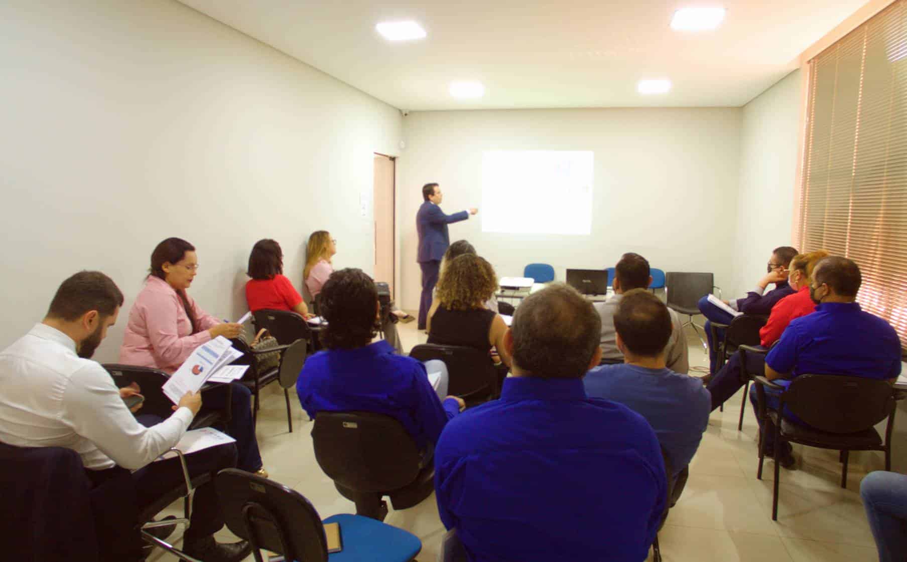 Consultoria apresenta cálculo atuarial do IMPRO, elogia gestão e destaca importância do concurso público