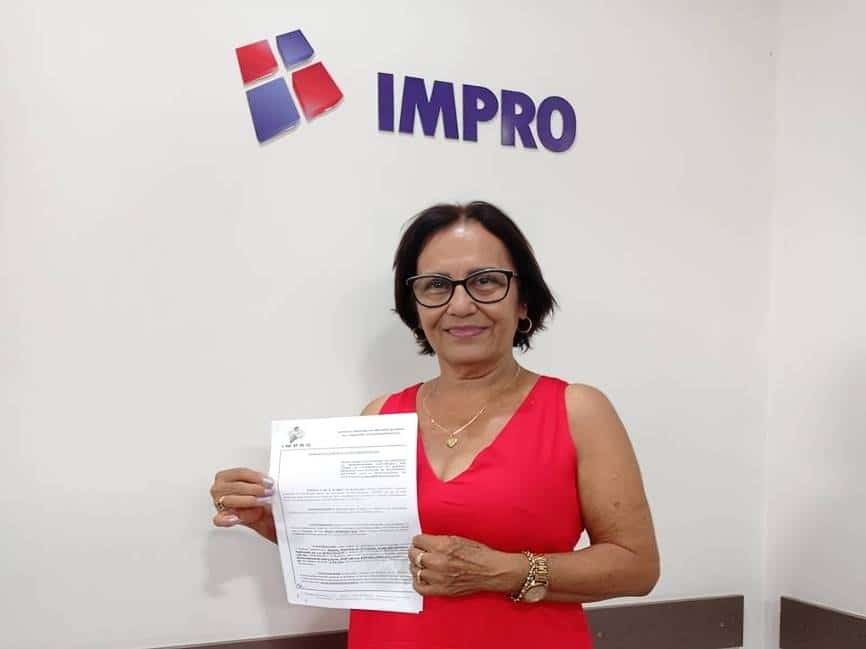 Professora com quase 31 anos de profissão é a mais nova aposentada do IMPRO