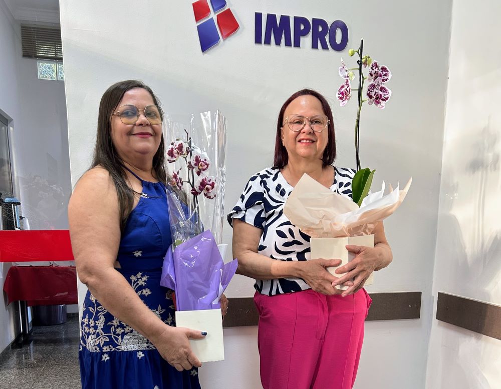 IMPRO aposenta mais duas servidoras